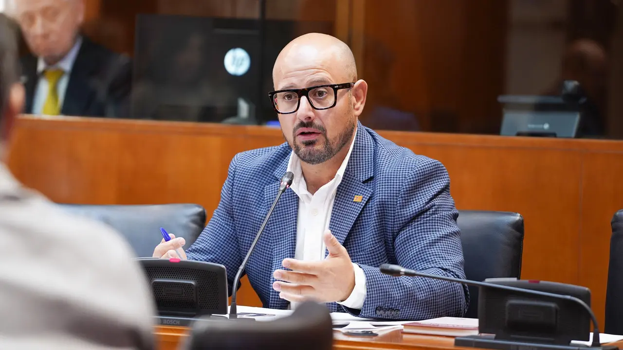Alberto Izquierdo PAR Comisi&oacute;n Fomento Cortes Arag&oacute;n 04-11-25 (1)