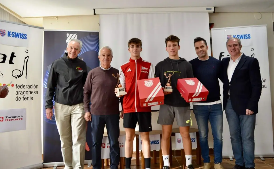 Paula Cort&eacute;s e Iv&aacute;n D&iacute;ez brillan en la XX edici&oacute;n del M&aacute;ster Nacional Infantil de Tenis en Zaragoza