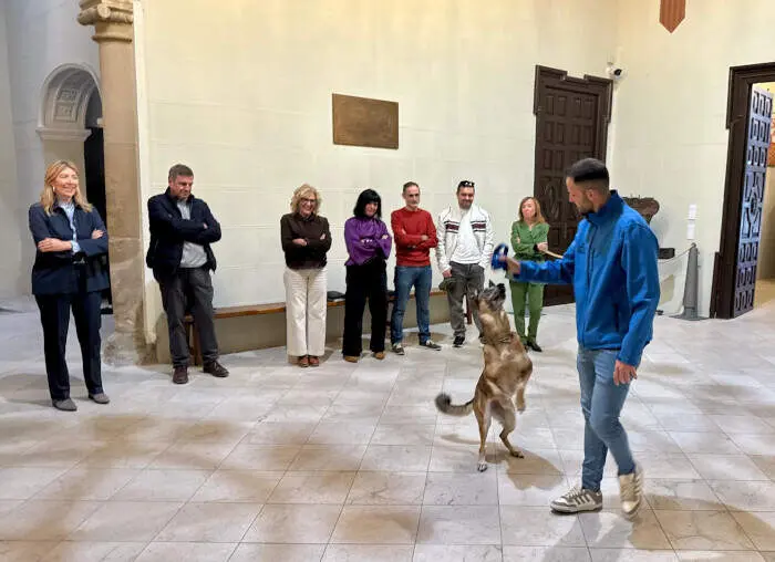 20251217 Muestra unidad canina ayuntamiento de huesca