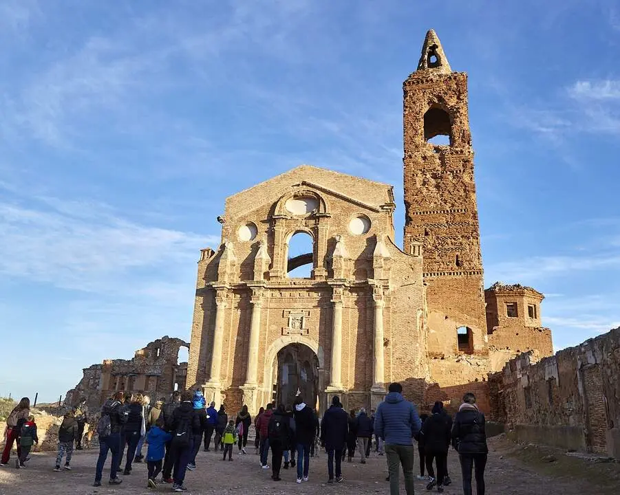 20260104 belchite-pueblo-viejo-iglesia-san-mart&iacute;n