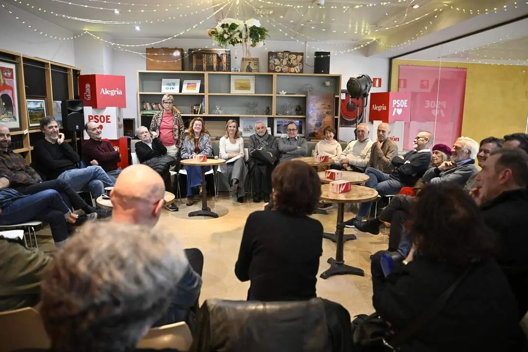 20260113 PSOE reuni&oacute;n Pilar Alegr&iacute;a reui&oacute;n cultural