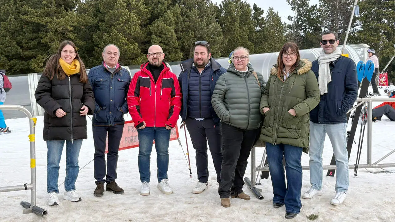 20260114 PAR Alberto Izquierdo y candidatos y cargos del PAR en Valdelinares