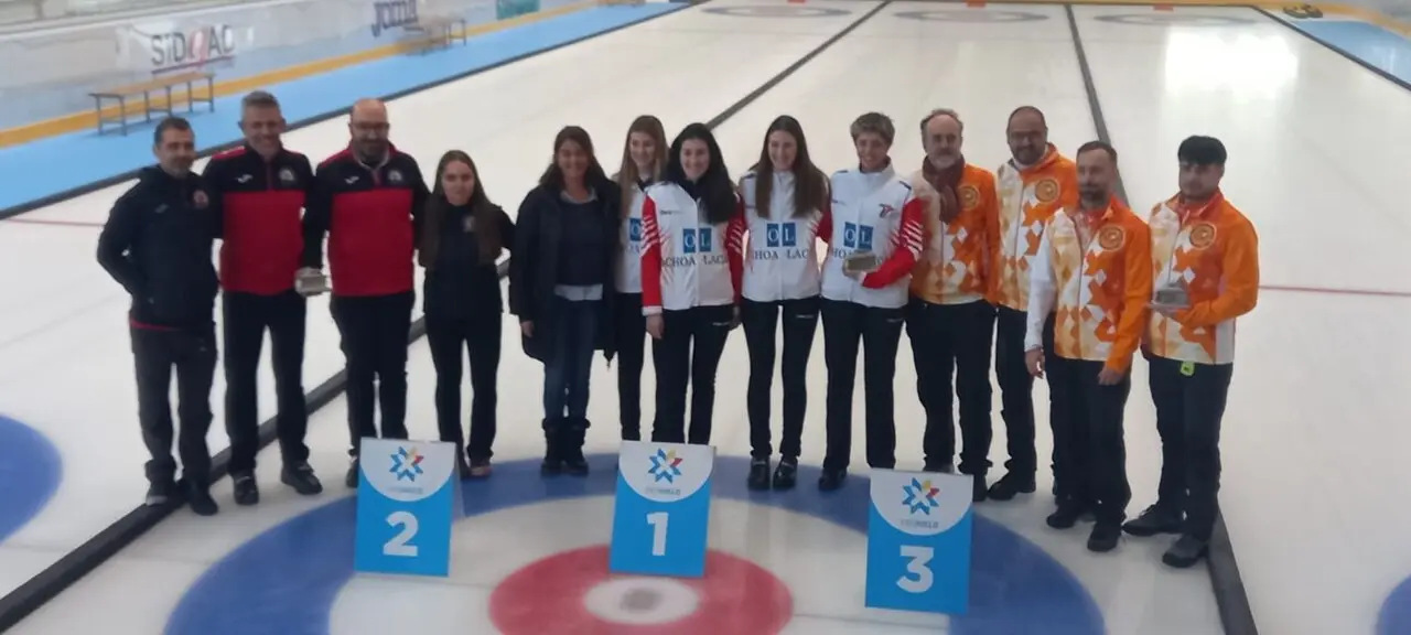 20260114 FOTO CURLING CHJ (1)