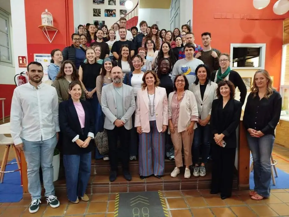 20260304 aragon renuncia auxiliares conversacion