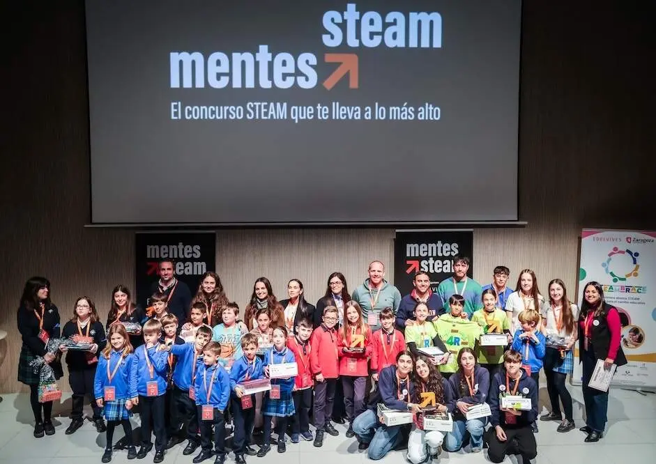 20260315  8 equipos finalistas de MenteSTEAM