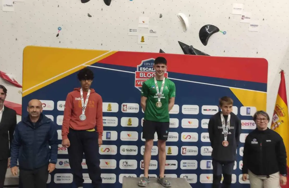 20260330 FAM Podio Svetoslav Flillider en C&aacute;ceres 2