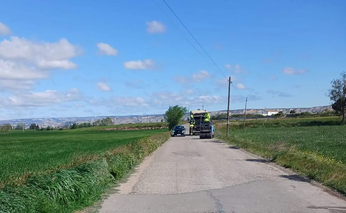 20260414 Zaragoza bacheo caminos Garrapinillos y Monzalbarba