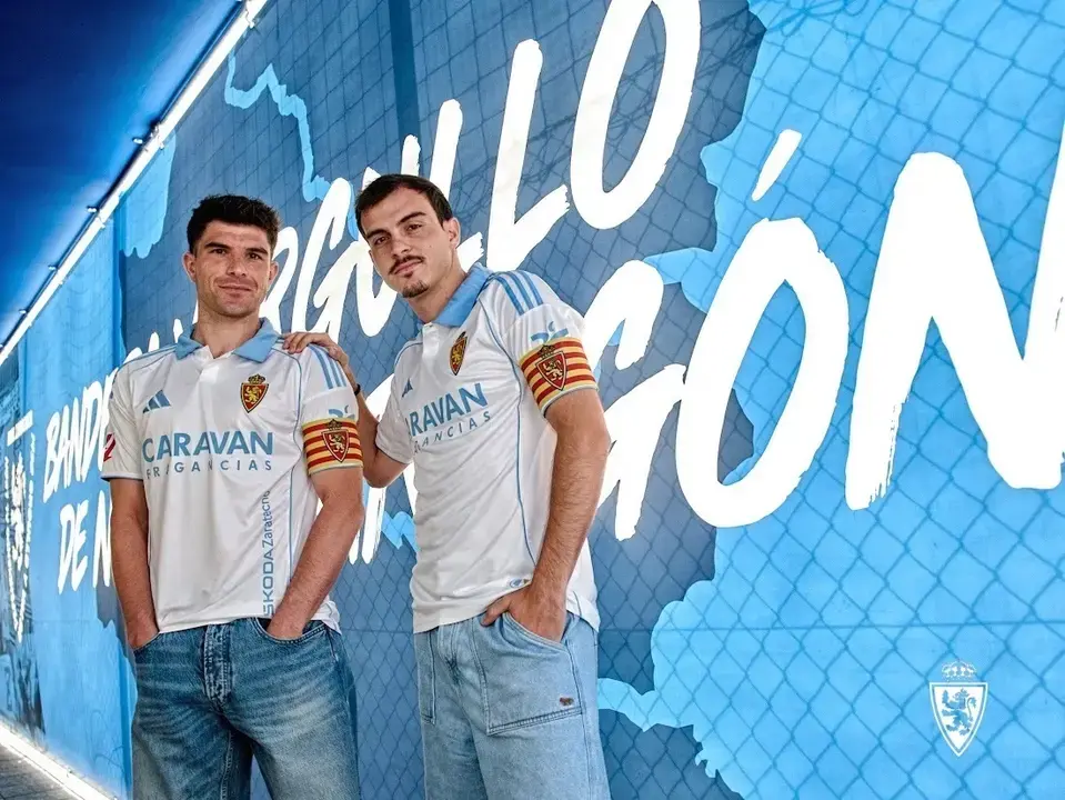 20260423 Real Zaragoza brazalete