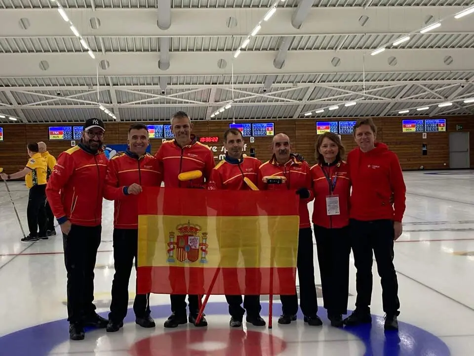20260504 FOTO CURLING CHJ