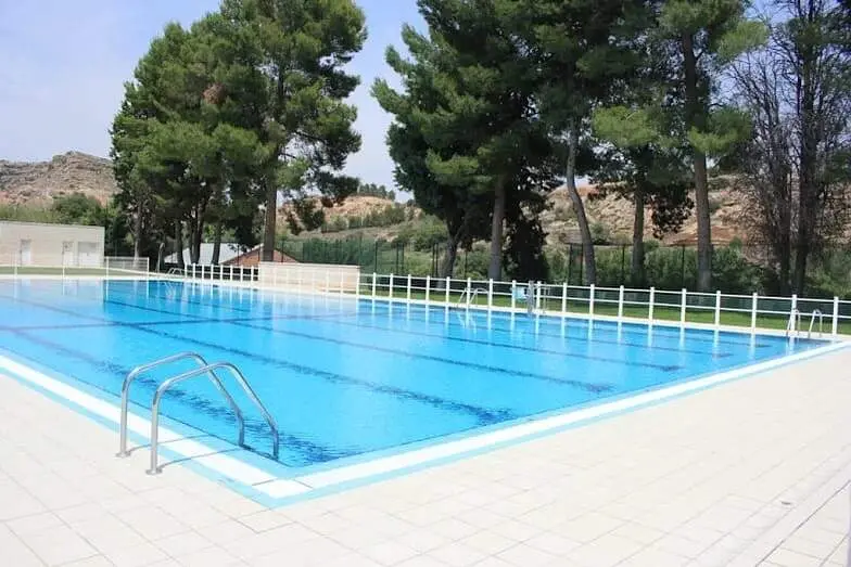 20260527 piscina de Alca&ntilde;iz