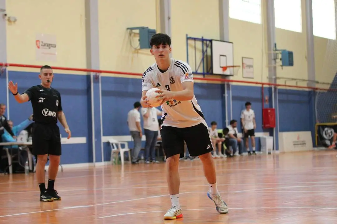 20260602 Cuatro jugadores de Dominicos, convocados con los Hispanos Promesas en la primera actividad de la generaci&oacute;n 2010-2011