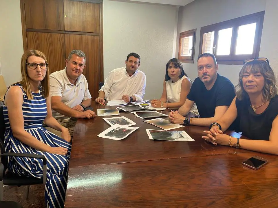 20260706 Alca&ntilde;iz equipo gobierno traves&iacute;as