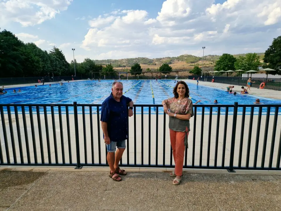 20260722 Teruel visita piscina verano los planos