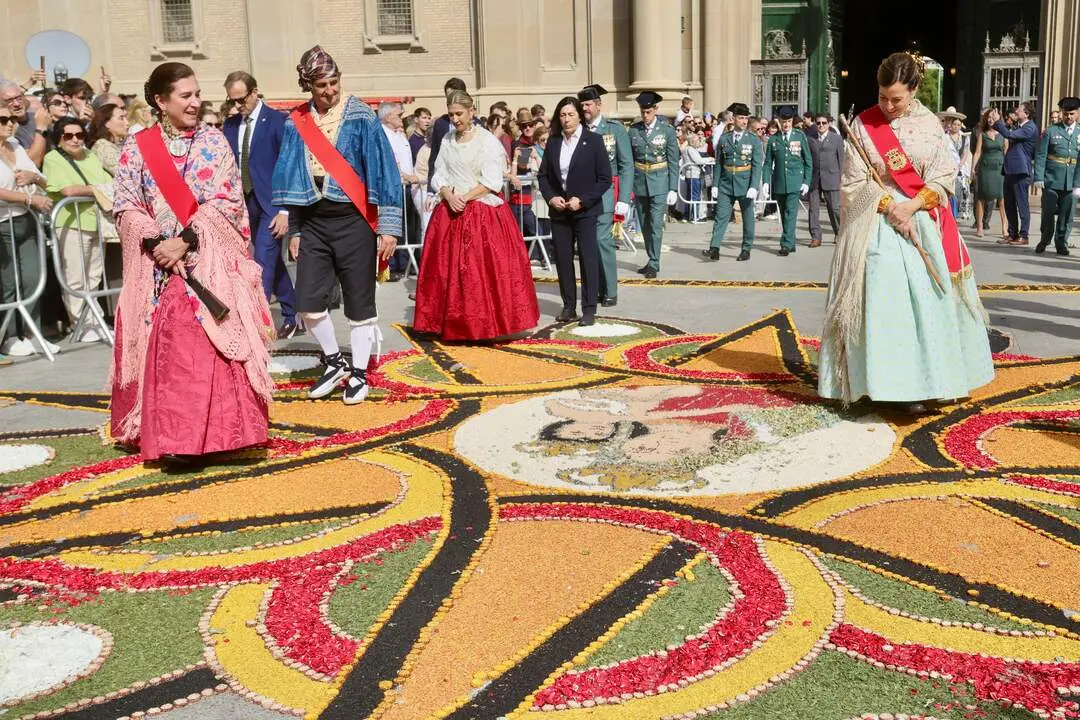 20260725 zaragoza alfombra floral Ponteareas 12 octubre