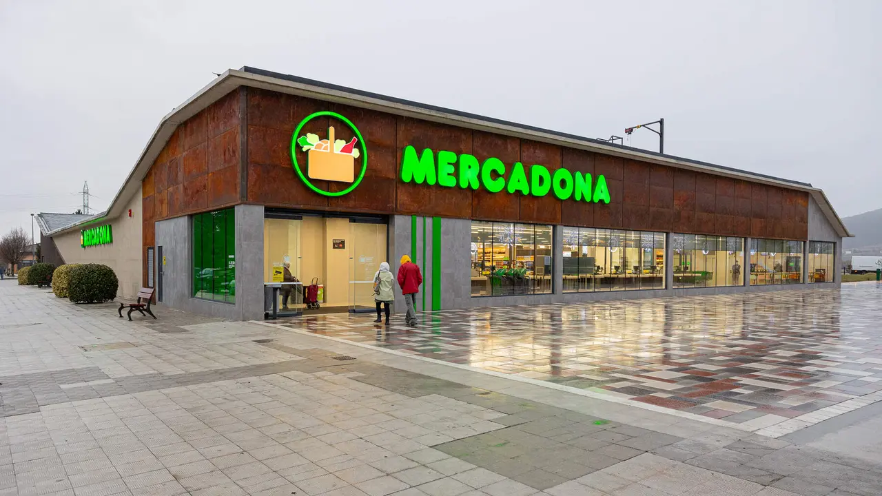 Mercadona reabre su supermercado en Jaca tras una reforma integral