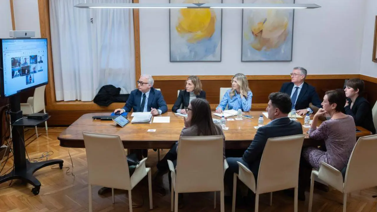 El Gobierno de Arag&oacute;n refuerza la cooperaci&oacute;n con el sector porcino para blindar la Comunidad frente a la PPA