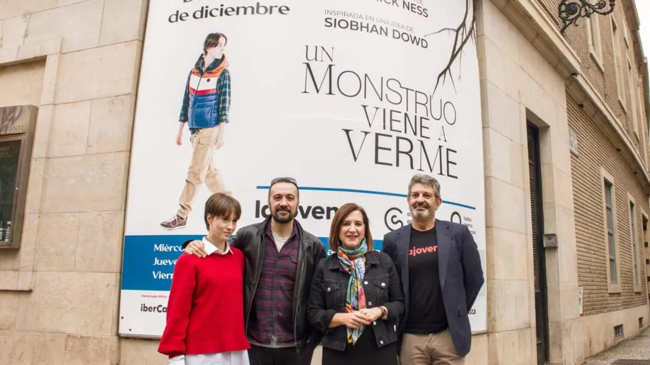 20251216 teatro principal zaragoaz un monstro viene a verme