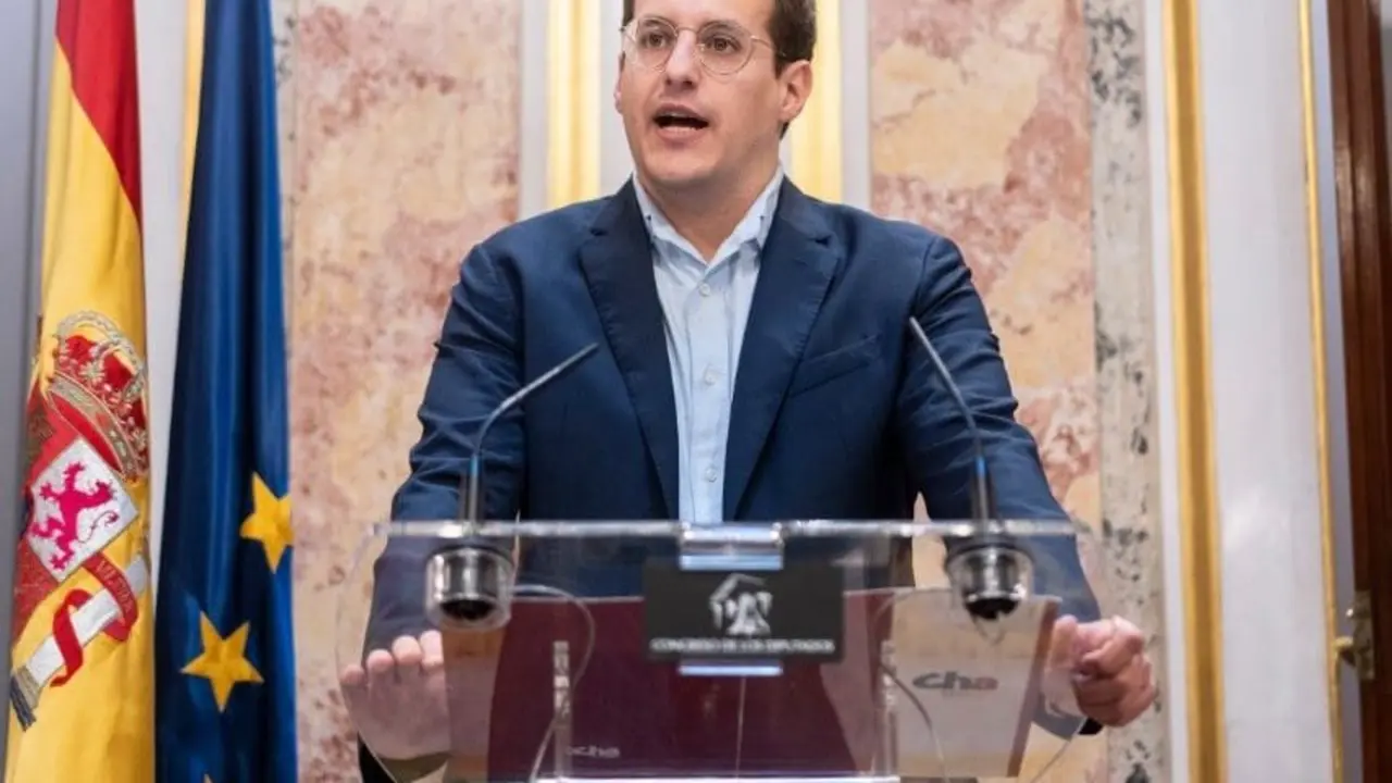 20260115 CHA retiraa apoyo ministro Puente