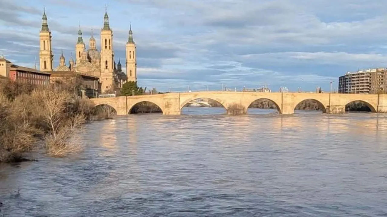 20260216 ebro crecida
