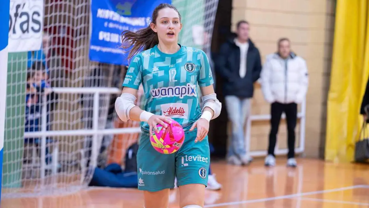20260225 Intersala 10 Mar&iacute;a Sol&aacute;n con la selecci&oacute;n espa&ntilde;ola sub-17 