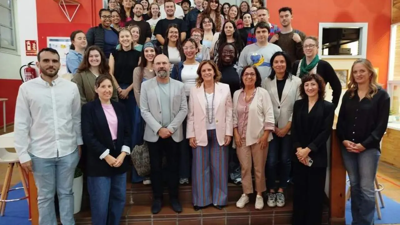 20260304 aragon renuncia auxiliares conversacion