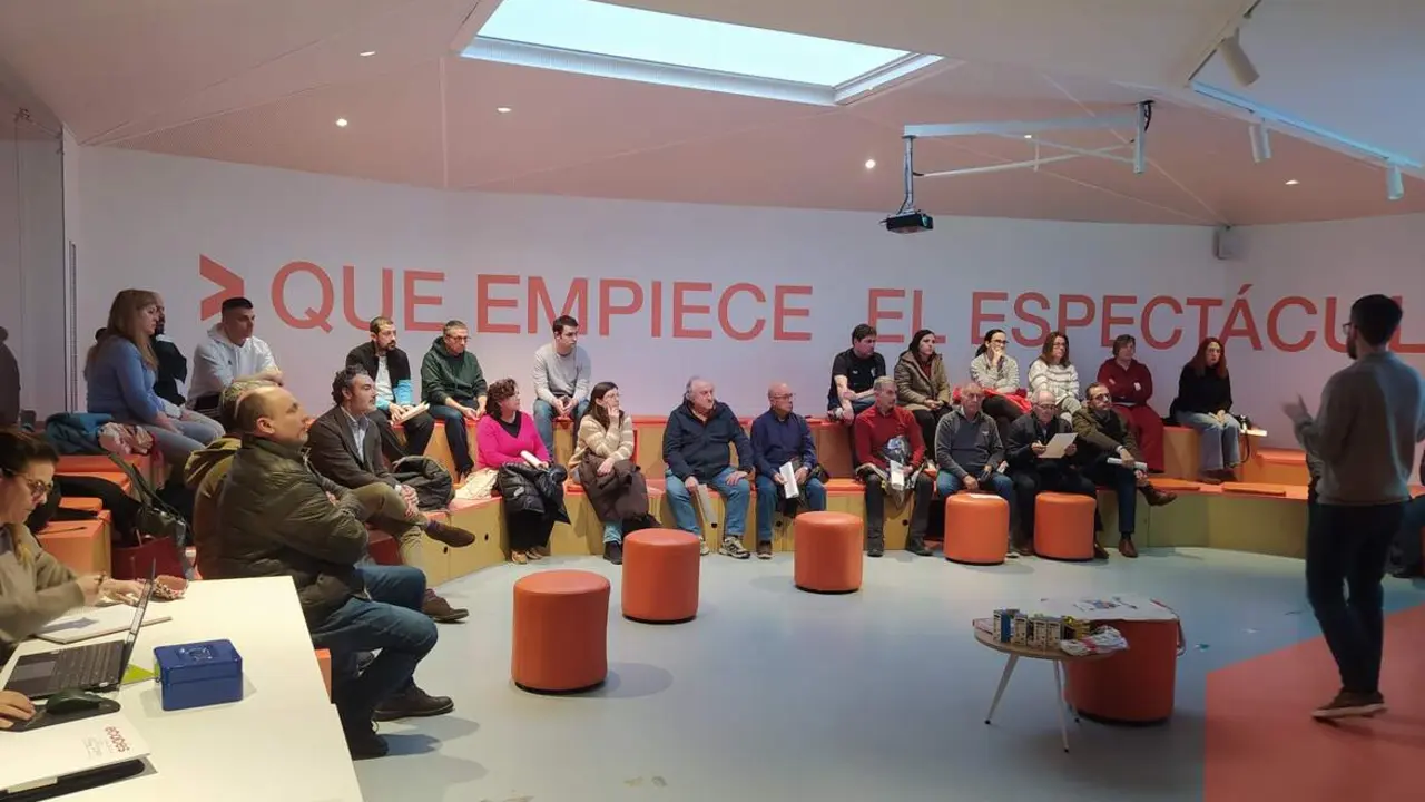 20260311 Presentaci&oacute;n-comunidad-energ&eacute;tica-el-burgo
