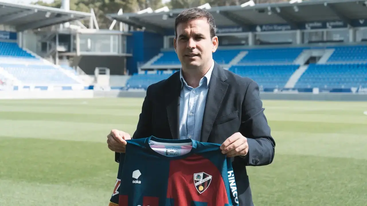 20260324 SD Huesca director deportivo Javier Sanz
