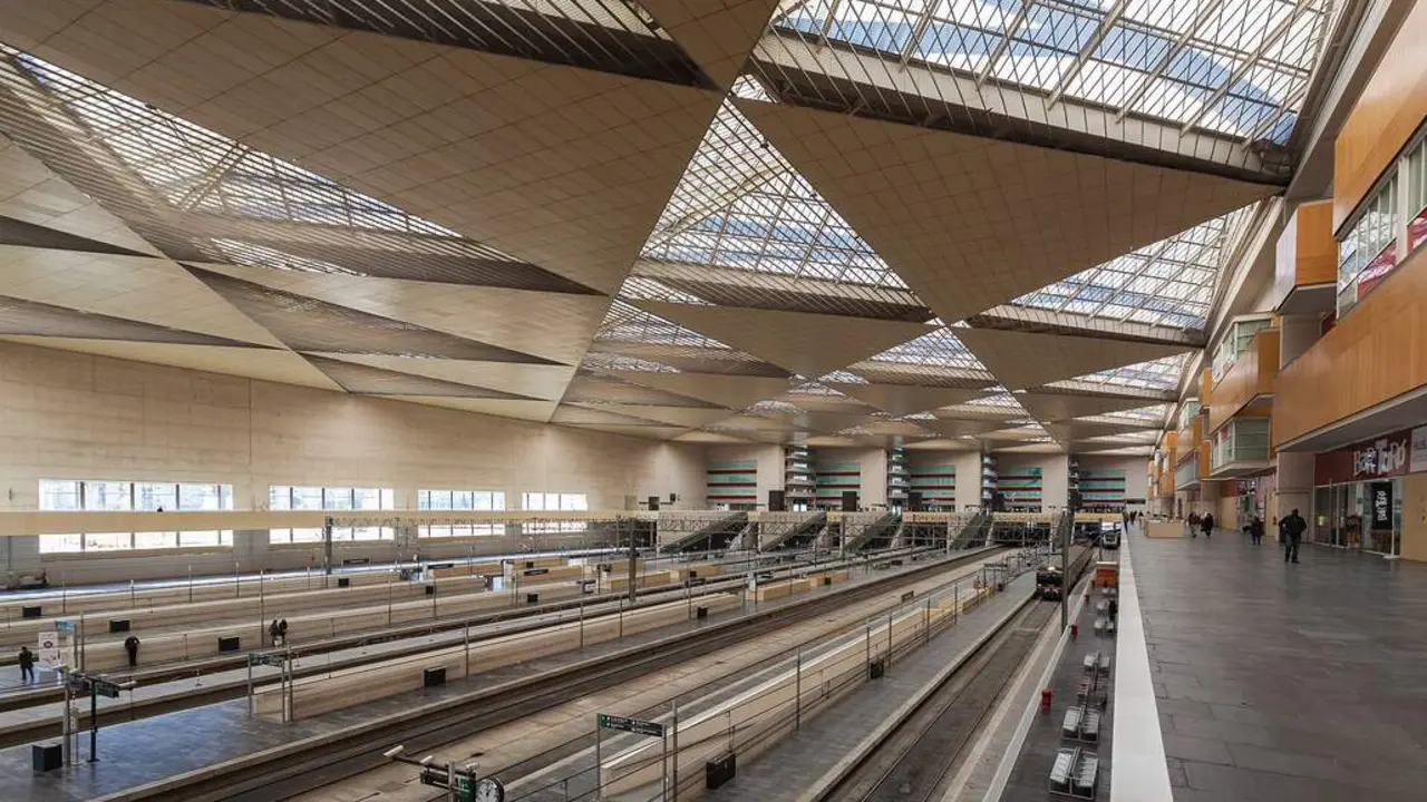 20260404 Estaci&oacute;n._de_Delicias,_Zaragoza,_Espa&ntilde;a