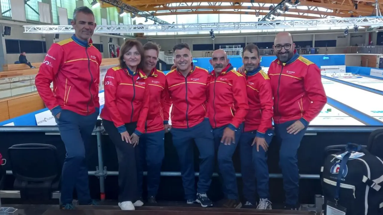 20260427 FOTO CURLING CLUB HIELO JACA (2)