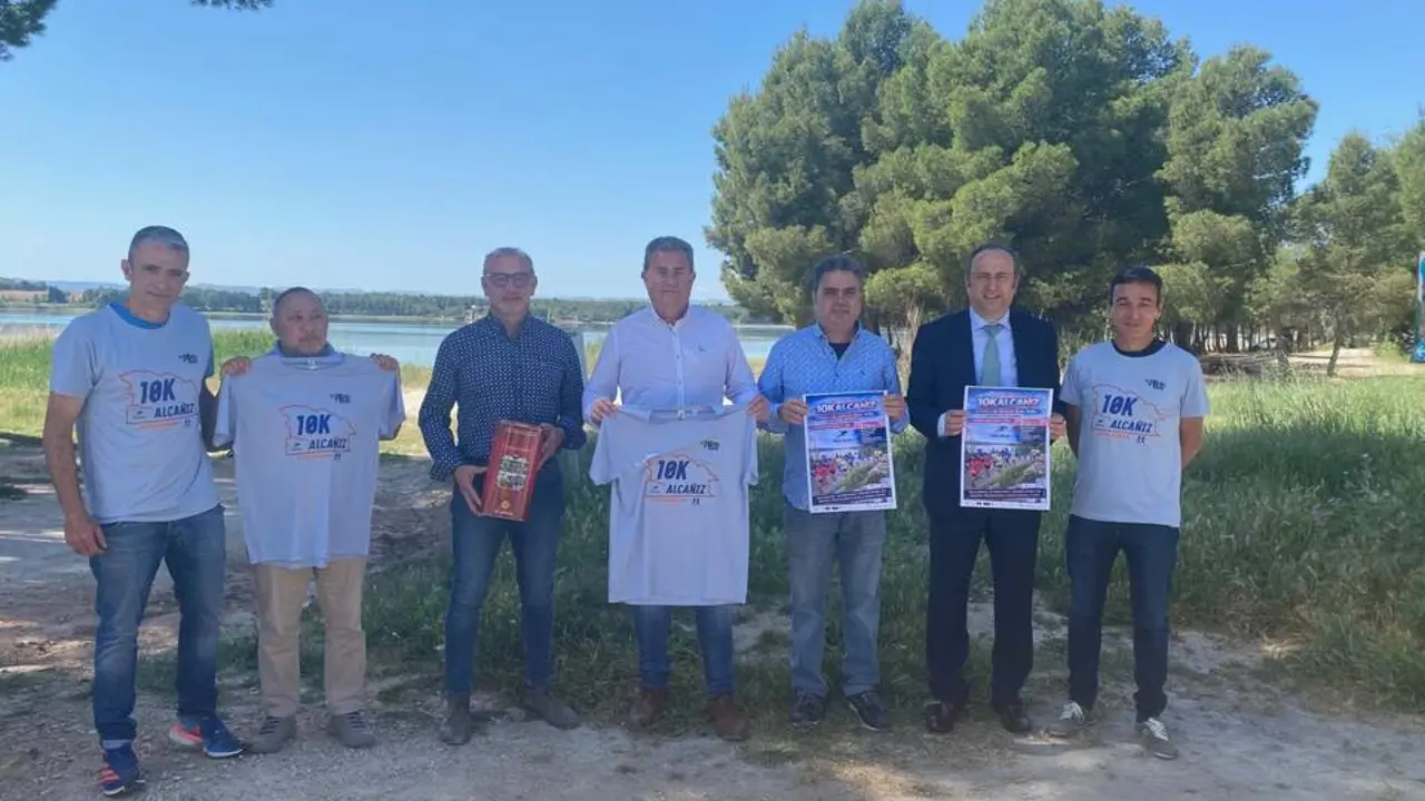 20260427 Alca&ntilde;iz organizadores y patrocinadores en el entorno de la Estanca