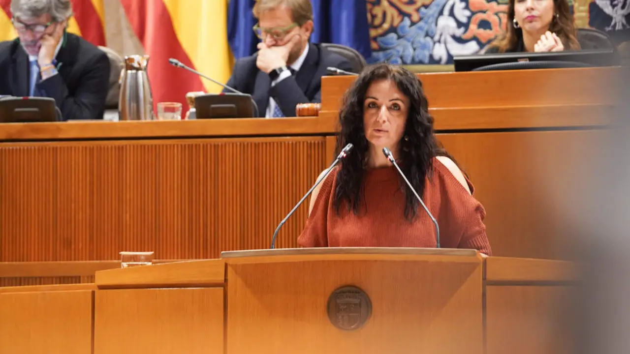 20260429 Investidura IU Marta Abengochea