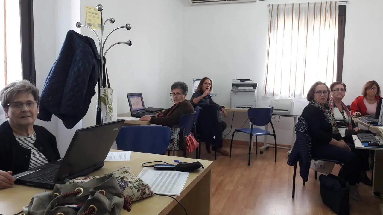 20260521 DPZ Ayudas educacion de adultos