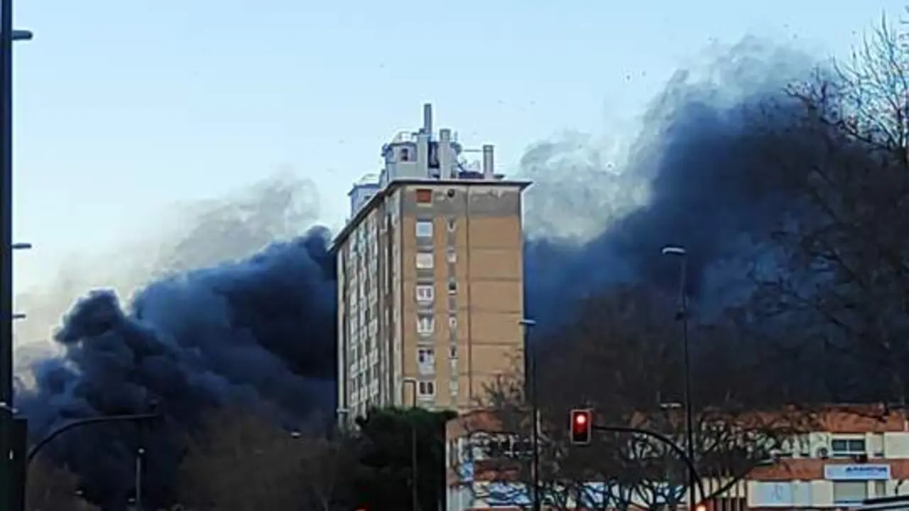 20260525 Incendio Grupo Saica Zaragoza