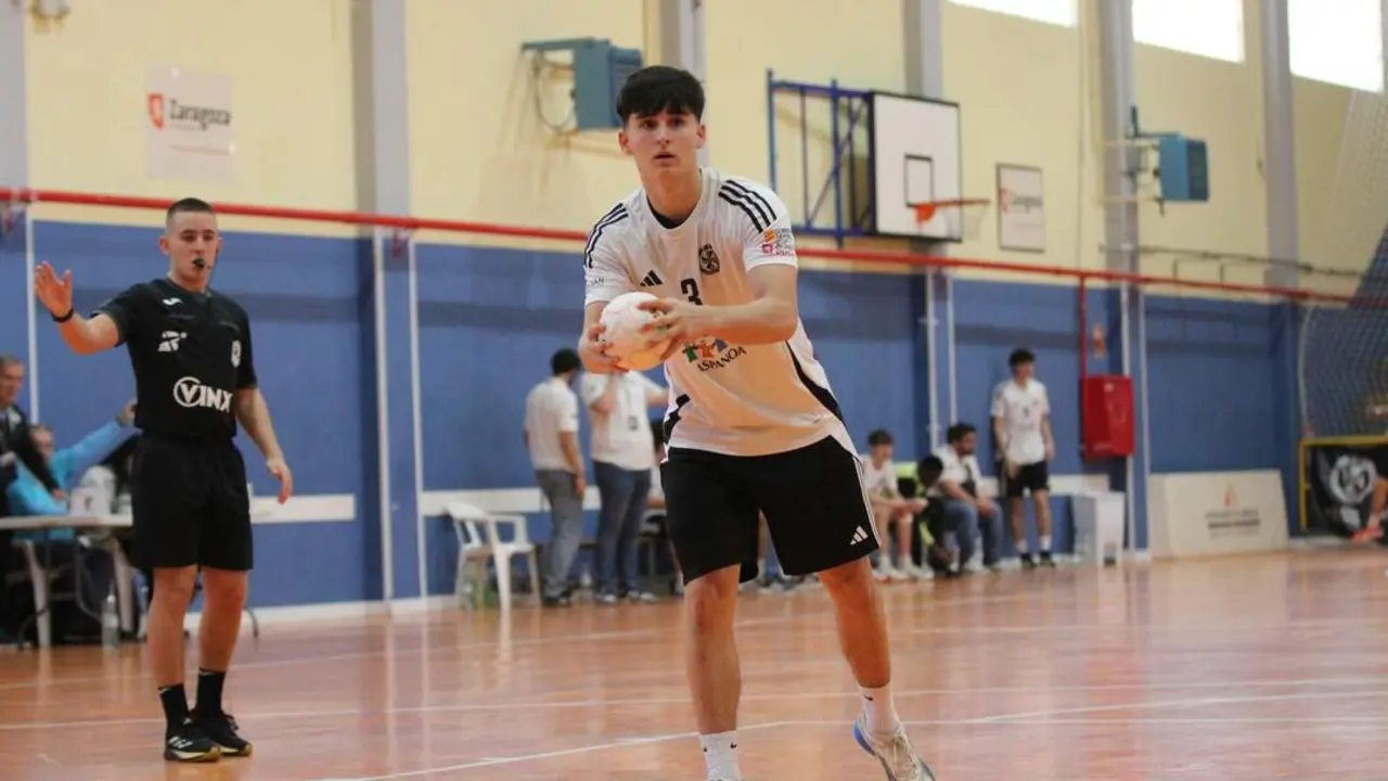 20260602 Cuatro jugadores de Dominicos, convocados con los Hispanos Promesas en la primera actividad de la generaci&oacute;n 2010-2011