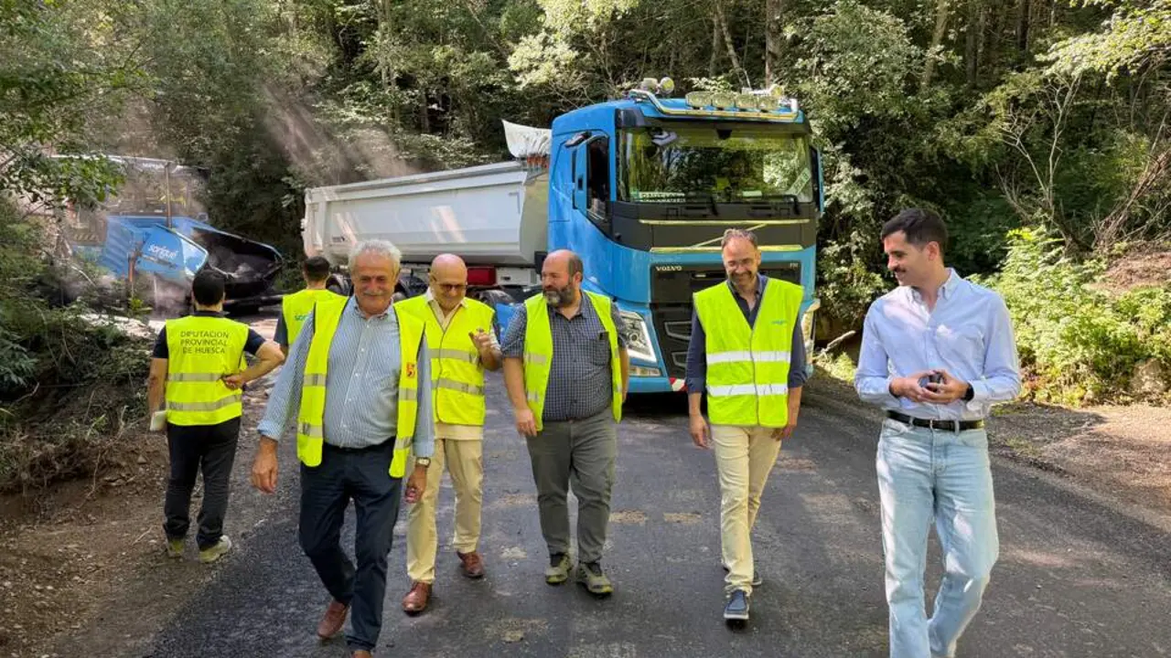 20260625 DPH &Aacute;lvaro Besc&oacute;s y Ot Tintor&eacute; en la visita realizada a las obras esta ma&ntilde;ana