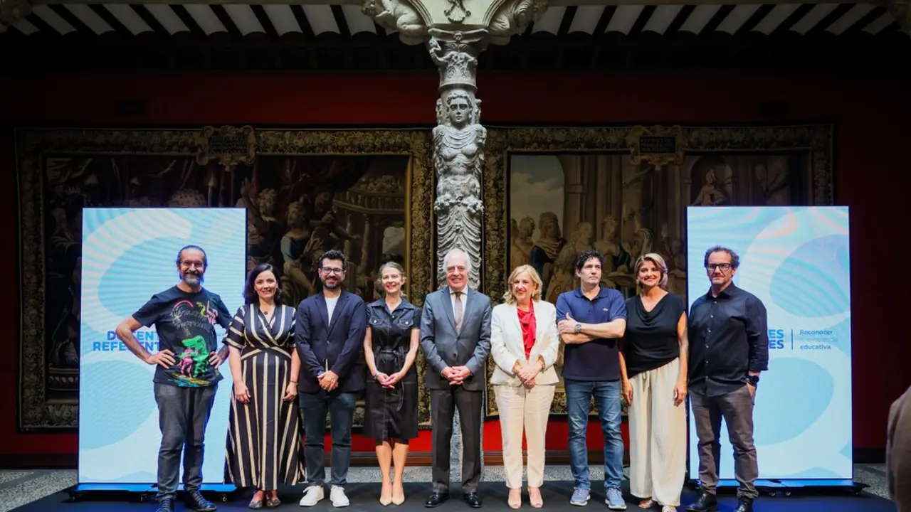 20260701 Miembros del Comit&eacute; de Expertos y del jurado de Docentes Referentes con representantes de Fundaci&oacute;n Ibercaja