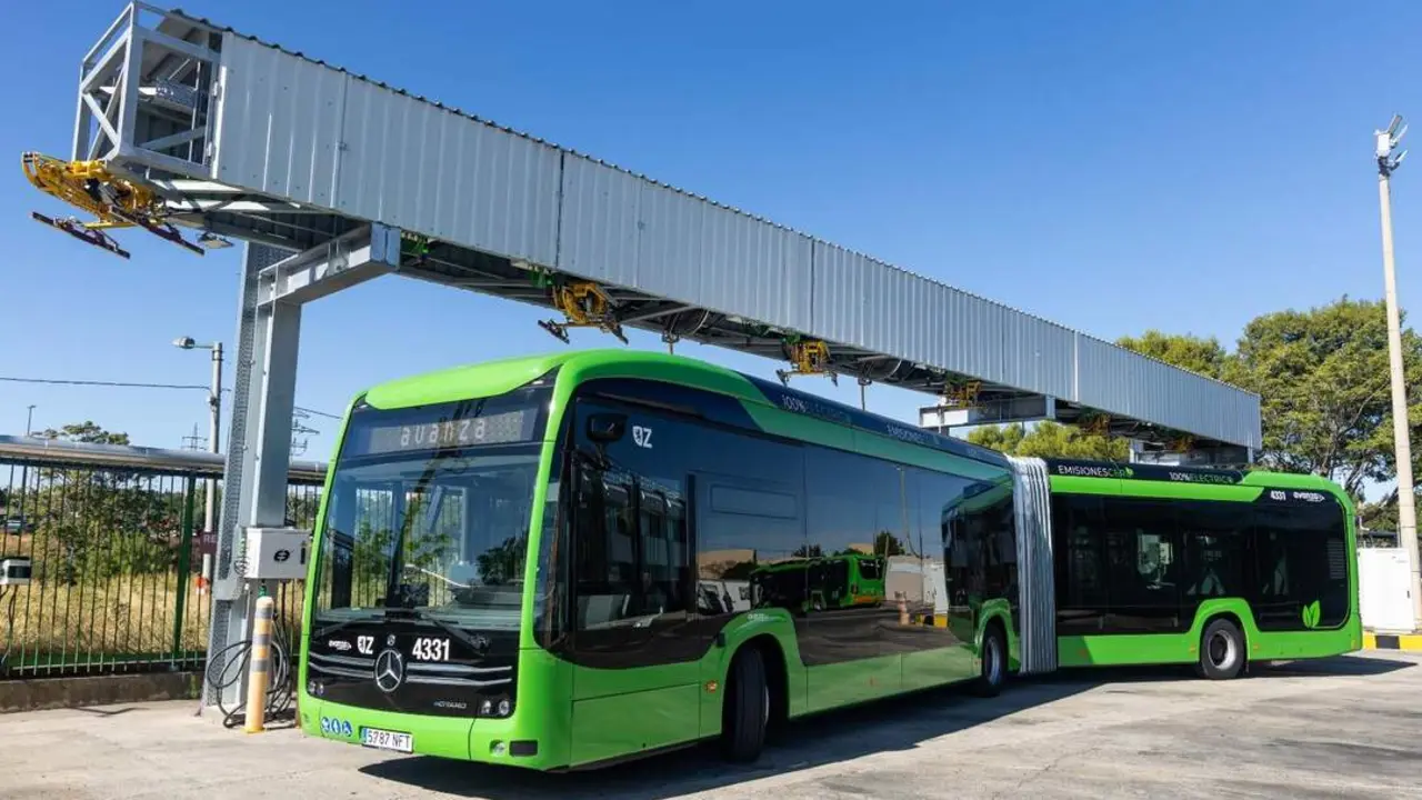 20260705 Zaragoza autobus electrico avanza_cargadores_4